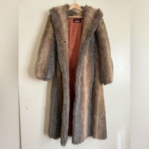 Vintage Jordache Faux Fur Coat – Size S/M
